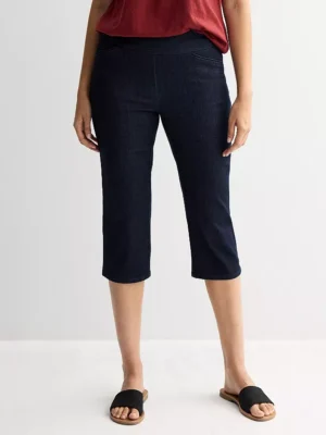 Women's Croft & Barrow® Effortless Pull-On Capris