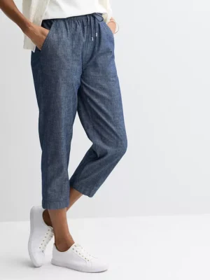 Women's Croft & Barrow® Utility Pull-On Capris